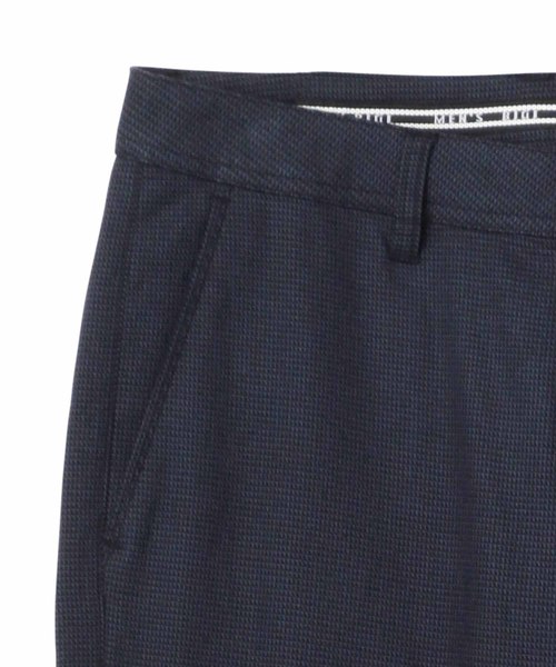 MEN'S BIGI（メンズビギ）の「トライアングルミニチェック柄パンツ（その他パンツ・メンズ・ネイビー/ホワイト系その他/グレー系その他・LL/SS/S/M/L）」の7枚目の写真