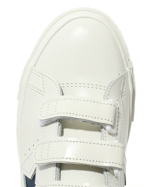 CONVERSE(コンバース)の「ONE STAR J V-3/ワンスター J V-3(スニーカー・メンズ・ホワイト×ネイビー/レッド系その他・4.5/5/5.5/6/6.5/7/7.5/8/8.5/9/9.5/10.5)」の6枚目の写真