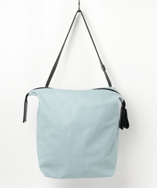 MARIA JOBSE(マリアヨフセ)の「【MARIA JOBSE】マリアヨフセ FLAT BOTTOM TOTE LARGE(トートバッグ・メンズ・ブラック/ベージュ/ブルー/オレンジ・ONESIZE)」の3枚目の写真