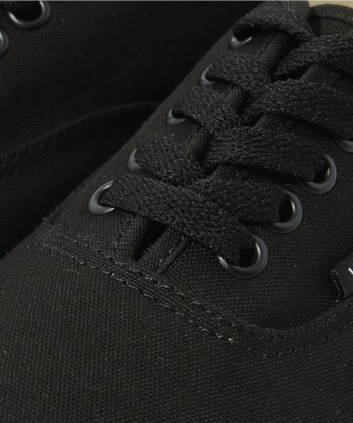 BEAMS(ビームス)の「○VANS / AUTHENTIC(スニーカー・メンズ・ブラック/ホワイト・8/8.5/9/9.5/10/10.5)」の9枚目の写真