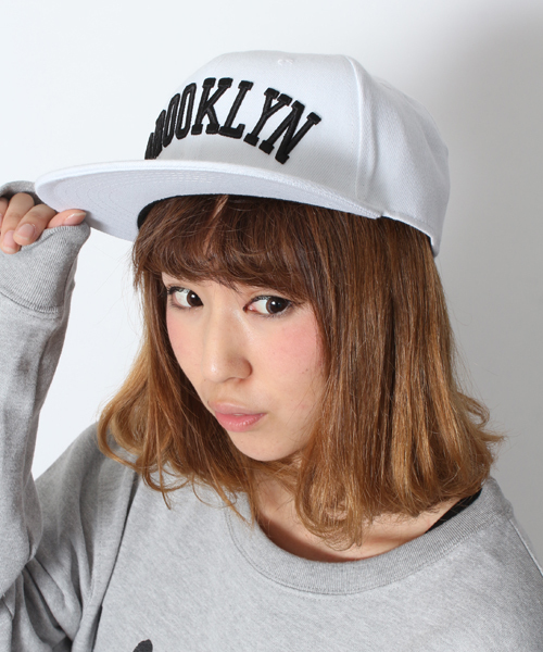 WEGO（ウィゴー）の「WEGO/BROOKLYNキャップ（キャップ・メンズ・ホワイト/ブラック・FREE）」の13枚目の写真