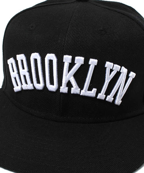 WEGO（ウィゴー）の「WEGO/BROOKLYNキャップ（キャップ・メンズ・ホワイト/ブラック・FREE）」の7枚目の写真