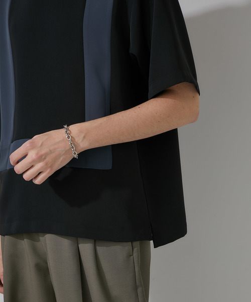 STUDIOUS(ステュディオス)の「【STUDIOUS】ダブルクロス切替プルオーバー(Tシャツ/カットソー・メンズ・ブラック/グレイッシュベージュ・1/2/3)」の18枚目の写真