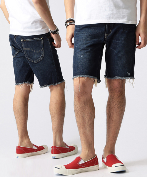 BEAMS(ビームス)の「○Lee×BEAMS / 別注 デニムカットオフ ショーツ(デニムパンツ・メンズ・ライトブルー/ダークブルー・29inch/31inch/33inch)」の1枚目の写真