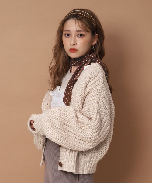 one after another NICE CLAUP(ワンアフターアナザーナイスクラップ)の「スカーフ付 片畦ニットカーディガン(カーディガン/ボレロ・レディース・アイボリー/ブラウン/ベージュ/キャメル・FREE)」の15枚目の写真