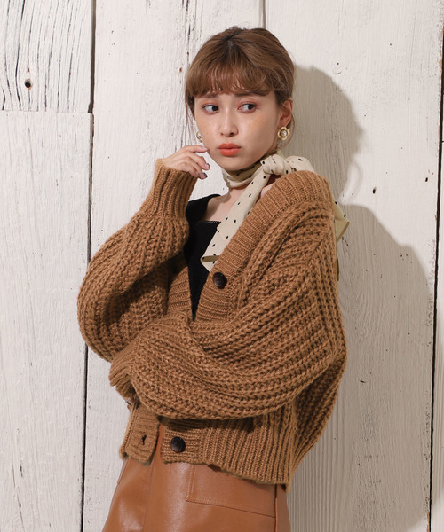 one after another NICE CLAUP(ワンアフターアナザーナイスクラップ)の「スカーフ付 片畦ニットカーディガン(カーディガン/ボレロ・レディース・アイボリー/ブラウン/ベージュ/キャメル・FREE)」の17枚目の写真