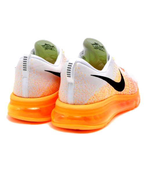 NIKE(ナイキ)の「ナイキ フライニット マックス NIKE FLYKNIT MAX 620469-100(スニーカー・メンズ・ブラック・28cm/27cm/28.5cm/27.5cm/29cm/26cm/26.5cm)」の7枚目の写真