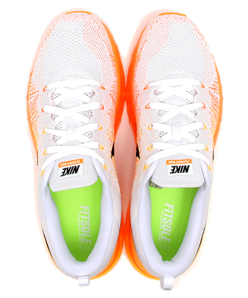 NIKE(ナイキ)の「ナイキ フライニット マックス NIKE FLYKNIT MAX 620469-100(スニーカー・メンズ・ブラック・28cm/27cm/28.5cm/27.5cm/29cm/26cm/26.5cm)」の4枚目の写真