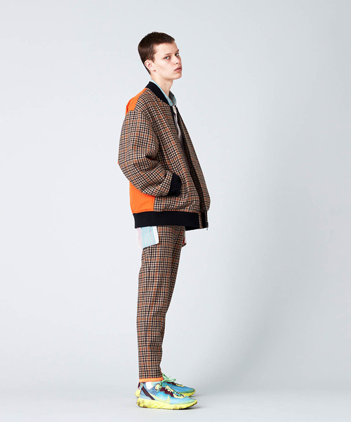 NOISE MAKER(ノイズメーカー)の「異素材ドッキングチェックボンバージャケット(MA-1)(MA-1・メンズ・ブラック系その他/グリーン系その他・MEDIUM/LARGE)」の6枚目の写真