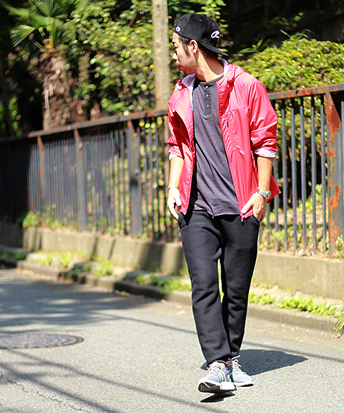 And A(アンドエー)の「Champion/チャンピオン×And A 別注 リバースウィーブスウェットパンツ(その他パンツ・メンズ・ブラック/グレー/ネイビー・LARGE/SMALL/MEDIUM)」の6枚目の写真