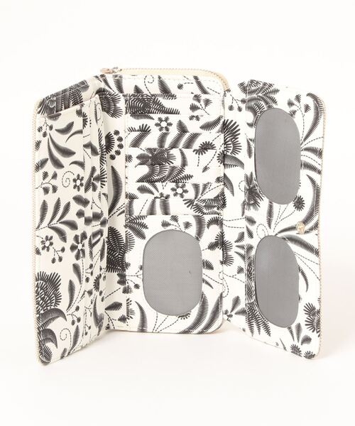 Desigual（デシグアル）の「Maria 長財布＆小銭入れ（財布・レディース・ホワイト・FREE）」の5枚目の写真