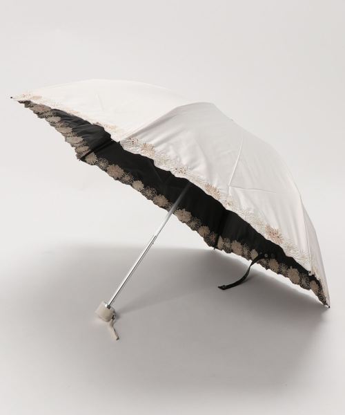 晴雨兼用折りたたみ傘paul Joe ポールアンドジョー の折りたたみ傘 晴雨兼用折りたたみ傘クリザンテーム 折りたたみ傘 クリザンテーム 22 113 02 をセール価格で購入できます Moonbat ファッション雑貨 セール Paul Joe ポールアンドジョー の