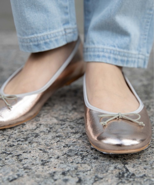 flower（フラワー）の「フラワーカラーバレエ（バレエシューズ・レディース・ホワイト/ピンク/ゴールド/ベージュ/シルバー・35/36/37/38/39/40）」の3枚目の写真