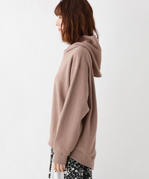 grove（グローブ）の「バックスリット裏毛フードプルオーバー（パーカー・レディース・オフホワイト/ブラウン系その他/ライトベージュ・02/03）」の7枚目の写真