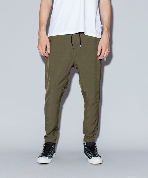 NO ID.（ノーアイディ）の「【NO ID.】Side Line Sarrouel Skinny Pants / サイド ライン サルエル スキニー パンツ（その他パンツ・メンズ・ブラック/ネイビー/カーキ・1/2/3）」の8枚目の写真