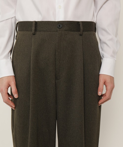 KASHIYAMA（カシヤマ）の「TECH-POLYESTER ストレッチ1タックワイドパンツ（その他パンツ・メンズ・カーキ/ネイビー・マルチサイズ）」の17枚目の写真