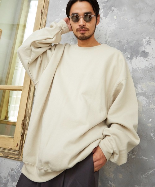 unrelaxing(アンリラクシング)の「オーバーサイズプルオーバースウェット ビッグシルエットトレーナー(スウェット・メンズ・ブルー系その他2/ピンク系その他4/ネイビー/グレー系その他2/グレー系その他/ライトピンク/ホワイト系その他3/レッド/レッド系その他4/レッド系その他7/ブルー系その他5/ブラック系その他3/ベージュ系その他4/ピンク系その他3/レッド系その他3/レッド系その他6/ブラック/パープル/レッド系その他2/ベージュ系その他2/ブルー系その他3/ピンク系その他/ブラック系その他/ホワイト系その他2/ブラック系その他4/パープル系その他2/ホワイト/グレー/ワイン/ホワイト系その他4/グレー系その他3/ブルー系その他/オレンジ/レッド系その他5/レッド系その他/ベージュ系その他3/ホワイト系その他/ピンク系その他2/グレー系その他4/ブラック系その他2/パープル系その他/オレンジ系その他4/パープル系その他4/パープル系その他3/オレンジ系その他/サックスブルー/オレンジ系その他3/ベージュ系その他/オレンジ系その他2/ベージュ・MEDIUM/LARGE/X-LARGE/SMALL)」の17枚目の写真