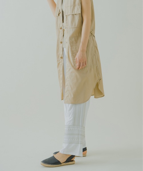 kha:ki(カーキ)の「「KHA:KI / カーキ」ミリタリーコットンサテンロングベスト"TYPE C-1 LONG VEST"(ベスト・レディース・ブラック/ベージュ/カーキ・1/2)」の10枚目の写真