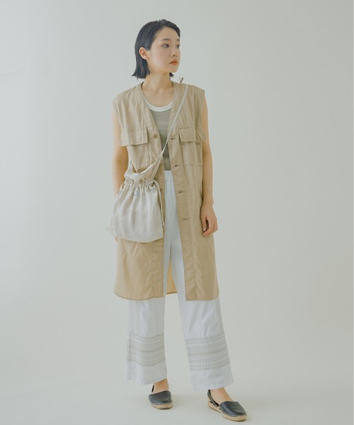 kha:ki(カーキ)の「「KHA:KI / カーキ」ミリタリーコットンサテンロングベスト"TYPE C-1 LONG VEST"(ベスト・レディース・ブラック/ベージュ/カーキ・1/2)」の16枚目の写真