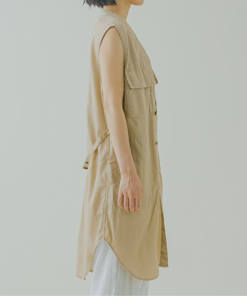 kha:ki(カーキ)の「「KHA:KI / カーキ」ミリタリーコットンサテンロングベスト"TYPE C-1 LONG VEST"(ベスト・レディース・ブラック/ベージュ/カーキ・1/2)」の14枚目の写真