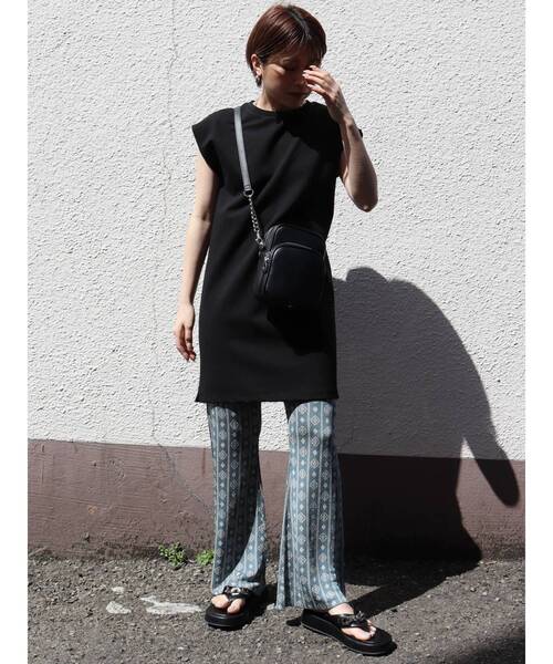 MURUA（ムルーア）の「コモンニットパンツ（その他パンツ・レディース・イエロー/ブルー/ブラウン・FREE）」の20枚目の写真