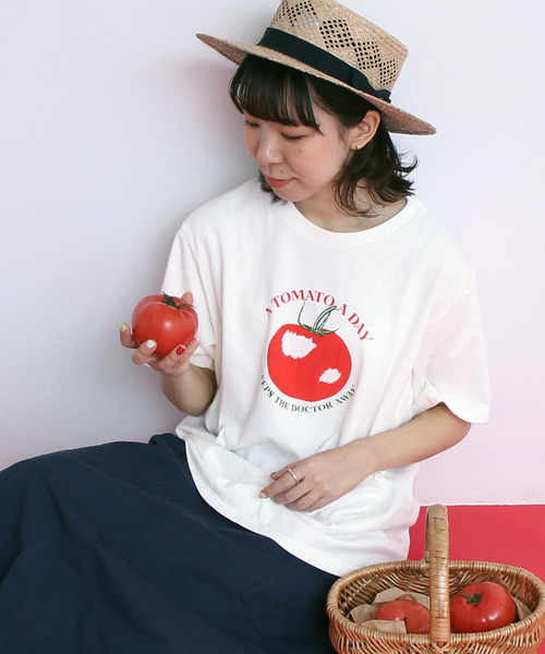 PAR ICI(パーリッシィ)の「VEGETABLE T-SHIRT(Tシャツ/カットソー・レディース・グリーン/レッド/イエロー・FREE)」の3枚目の写真