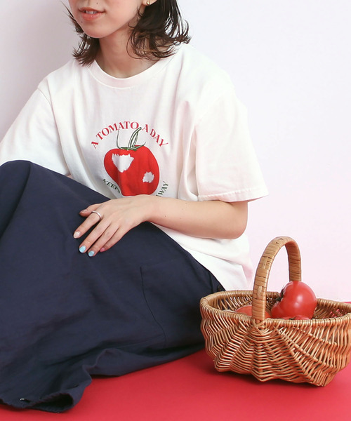 PAR ICI(パーリッシィ)の「VEGETABLE T-SHIRT(Tシャツ/カットソー・レディース・グリーン/レッド/イエロー・FREE)」の11枚目の写真