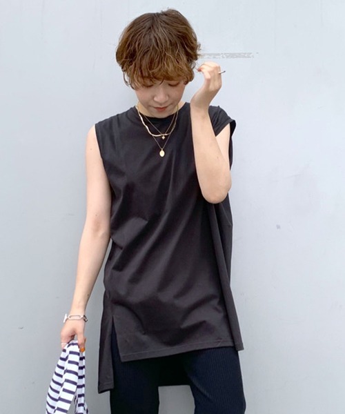 DouDou（ドゥドゥ）の「イレギュラーヘムタンク（Tシャツ/カットソー・レディース・オフホワイト/ベージュ/チャコールグレー・FREE）」の2枚目の写真