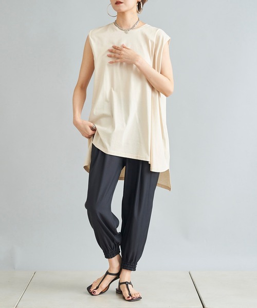 DouDou（ドゥドゥ）の「イレギュラーヘムタンク（Tシャツ/カットソー・レディース・オフホワイト/ベージュ/チャコールグレー・FREE）」の17枚目の写真