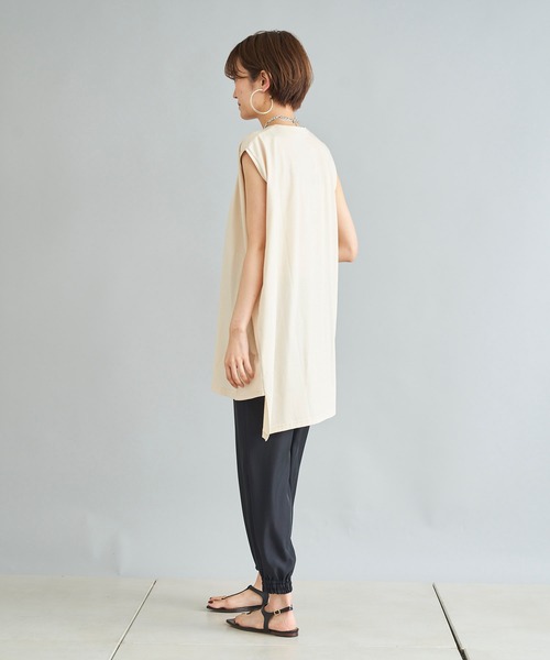 DouDou（ドゥドゥ）の「イレギュラーヘムタンク（Tシャツ/カットソー・レディース・オフホワイト/ベージュ/チャコールグレー・FREE）」の20枚目の写真