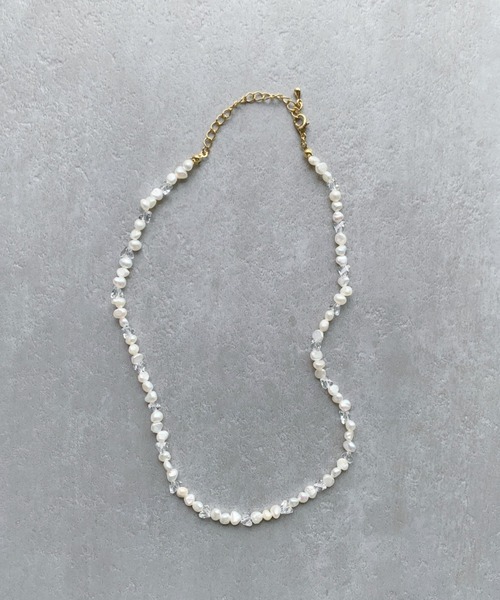 iso(イソ)の「MIXパールネックレス(ネックレス・レディース・ゴールド・FREE)」の5枚目の写真