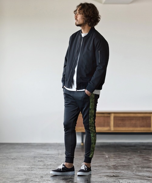 Magine(マージン)の「mj7937-THINSULATE CONTEMPORARY MA-1 ジャケット(MA-1・メンズ・ブラック/オリーブ/カーキブラウン・48/44/46)」の16枚目の写真