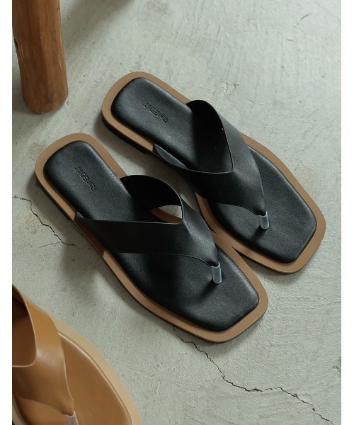 Re:EDIT（リエディ）の「配色トングサンダル（サンダル・レディース・キャメル/ブラック・MEDIUM/XX-LARGE/LARGE/X-LARGE/SMALL）」の2枚目の写真