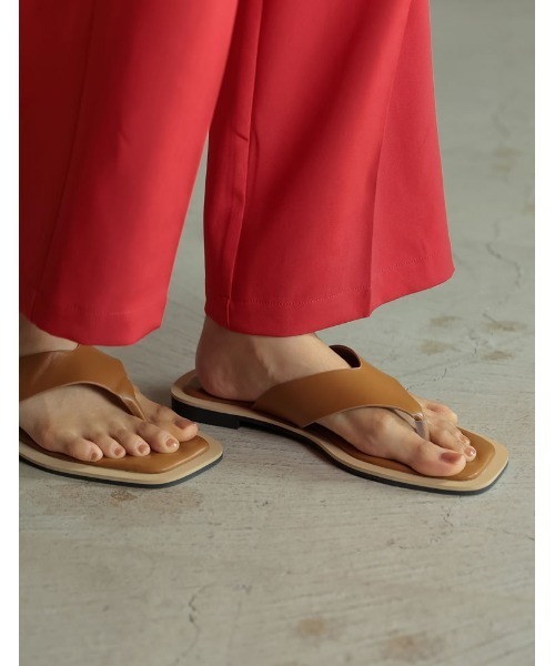 Re:EDIT（リエディ）の「配色トングサンダル（サンダル・レディース・キャメル/ブラック・MEDIUM/XX-LARGE/LARGE/X-LARGE/SMALL）」の21枚目の写真