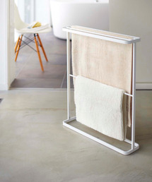 tower（タワー）の「【WEB限定】tower バスタオルハンガー（バス/トイレグッズ）」