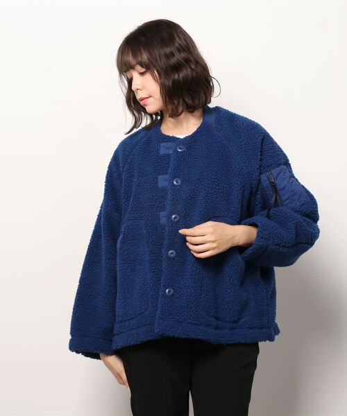 WILD THINGS(ワイルドシングス)の「【WILDTHINGS / ワイルドシングス】FLUFFY BOA RIB COLLAR JACKET(ノーカラージャケット・レディース・ブルー/ブラック/バーガンディー/アッシュグレー/ナチュラル・M/S)」の4枚目の写真