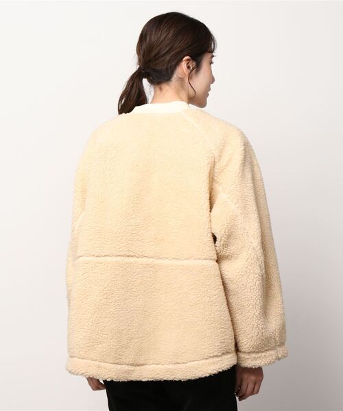 WILD THINGS(ワイルドシングス)の「【WILDTHINGS / ワイルドシングス】FLUFFY BOA RIB COLLAR JACKET(ノーカラージャケット・レディース・ブルー/ブラック/バーガンディー/アッシュグレー/ナチュラル・M/S)」の7枚目の写真