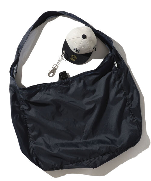 NEW ERA（ニューエラ）の「NEW ERA × BEAMS / 別注 NewYork Yankees Cap Pouch Eco Bag（ショルダーバッグ・メンズ・アイボリー/ネイビー/ストライプ・ONE SIZE）」の17枚目の写真