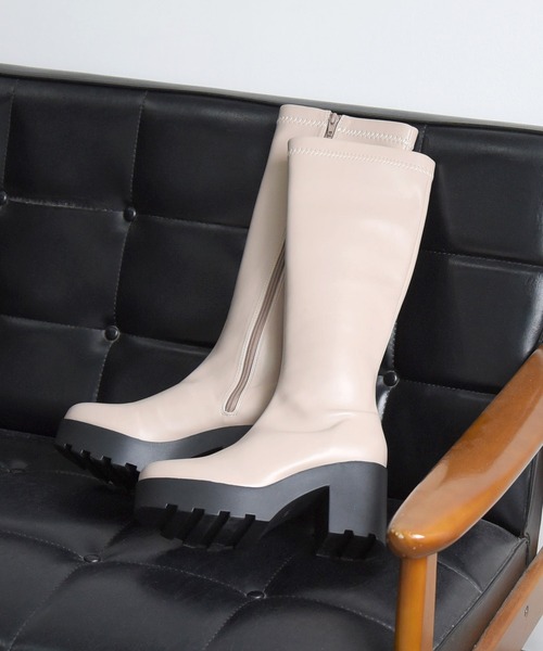 NOFALL(ノーフォール)の「ラウンドトゥ厚底プラットフォームストレッチロングブーツ(ブーツ・レディース・ブラック/ダークブラウン/グレイッシュベージュ・LL/3L/SS/S/M/L)」の22枚目の写真