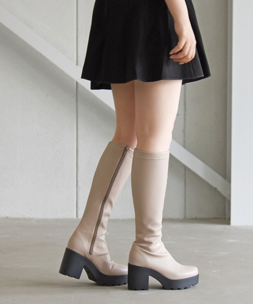 NOFALL(ノーフォール)の「ラウンドトゥ厚底プラットフォームストレッチロングブーツ(ブーツ・レディース・ブラック/ダークブラウン/グレイッシュベージュ・LL/3L/SS/S/M/L)」の16枚目の写真