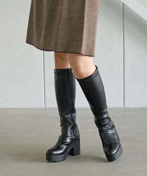NOFALL(ノーフォール)の「ラウンドトゥ厚底プラットフォームストレッチロングブーツ(ブーツ・レディース・ブラック/ダークブラウン/グレイッシュベージュ・LL/3L/SS/S/M/L)」の14枚目の写真