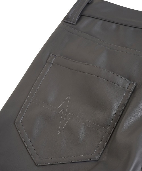 NO ID.(ノーアイディ)の「mp9418-シンセティックレザーウォームスキニーPT パンツ(その他パンツ・メンズ・ブラック/グレー・3/2/1)」の17枚目の写真