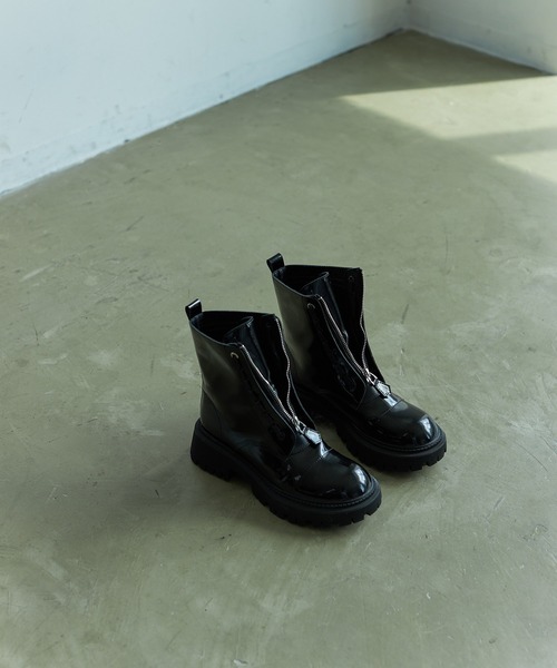 VACANCY（ヴァカンシー）の「front zip ankle boots（ブーツ・レディース・ブラック・MEDIUM/X-LARGE/SMALL/LARGE）」の17枚目の写真