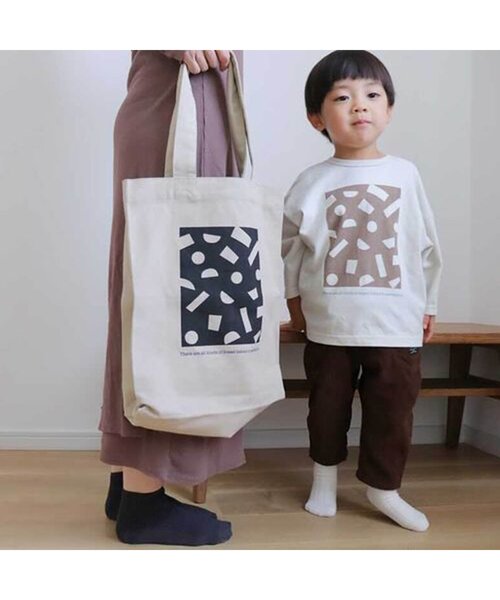 BREEZE by yumi.（ブリーズバイユミ）の「WEB限定フォトキャンバスバック【BREEZE by yumi.】（トートバッグ・レディース・アイボリー/ベージュ・FREE）」の5枚目の写真