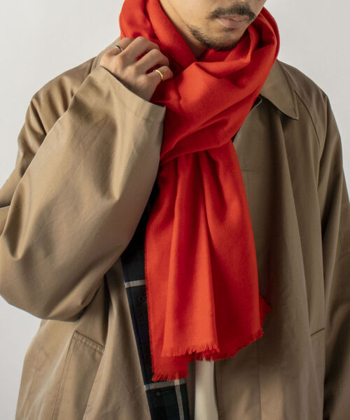 V.FRAAS（ヴィフラース）の「【V.FRAAS/ヴィフラース】カシミンク 大判無地ストール（ストール/ショール・メンズ・ブラック/ベージュ/マスタード/ボルドー・FREE）」の4枚目の写真