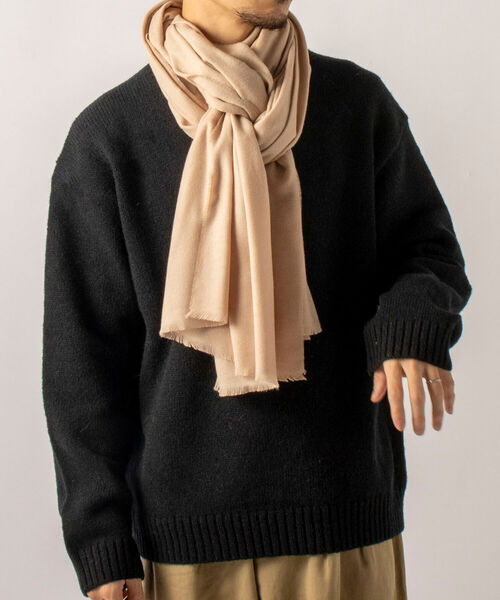V.FRAAS（ヴィフラース）の「【V.FRAAS/ヴィフラース】カシミンク 大判無地ストール（ストール/ショール・メンズ・ブラック/ベージュ/マスタード/ボルドー・FREE）」の9枚目の写真