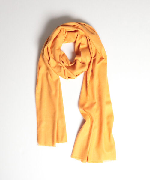 V.FRAAS（ヴィフラース）の「【V.FRAAS/ヴィフラース】カシミンク 大判無地ストール（ストール/ショール・メンズ・ブラック/ベージュ/マスタード/ボルドー・FREE）」の16枚目の写真