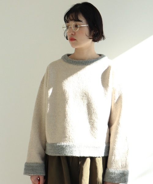 bulle de savon（ビュルデサボン）の「ウール/ブークレ裏毛　プルオーバー（スウェット・レディース・ホワイト/グレー・FREE）」の2枚目の写真