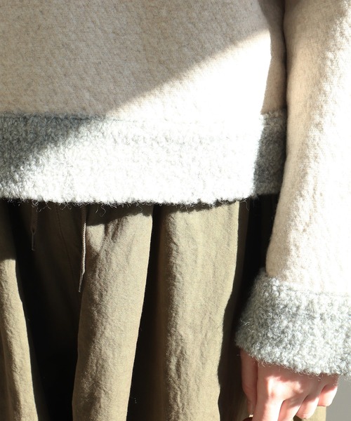 bulle de savon（ビュルデサボン）の「ウール/ブークレ裏毛　プルオーバー（スウェット・レディース・ホワイト/グレー・FREE）」の19枚目の写真