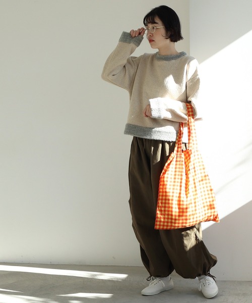 bulle de savon（ビュルデサボン）の「ウール/ブークレ裏毛　プルオーバー（スウェット・レディース・ホワイト/グレー・FREE）」の15枚目の写真